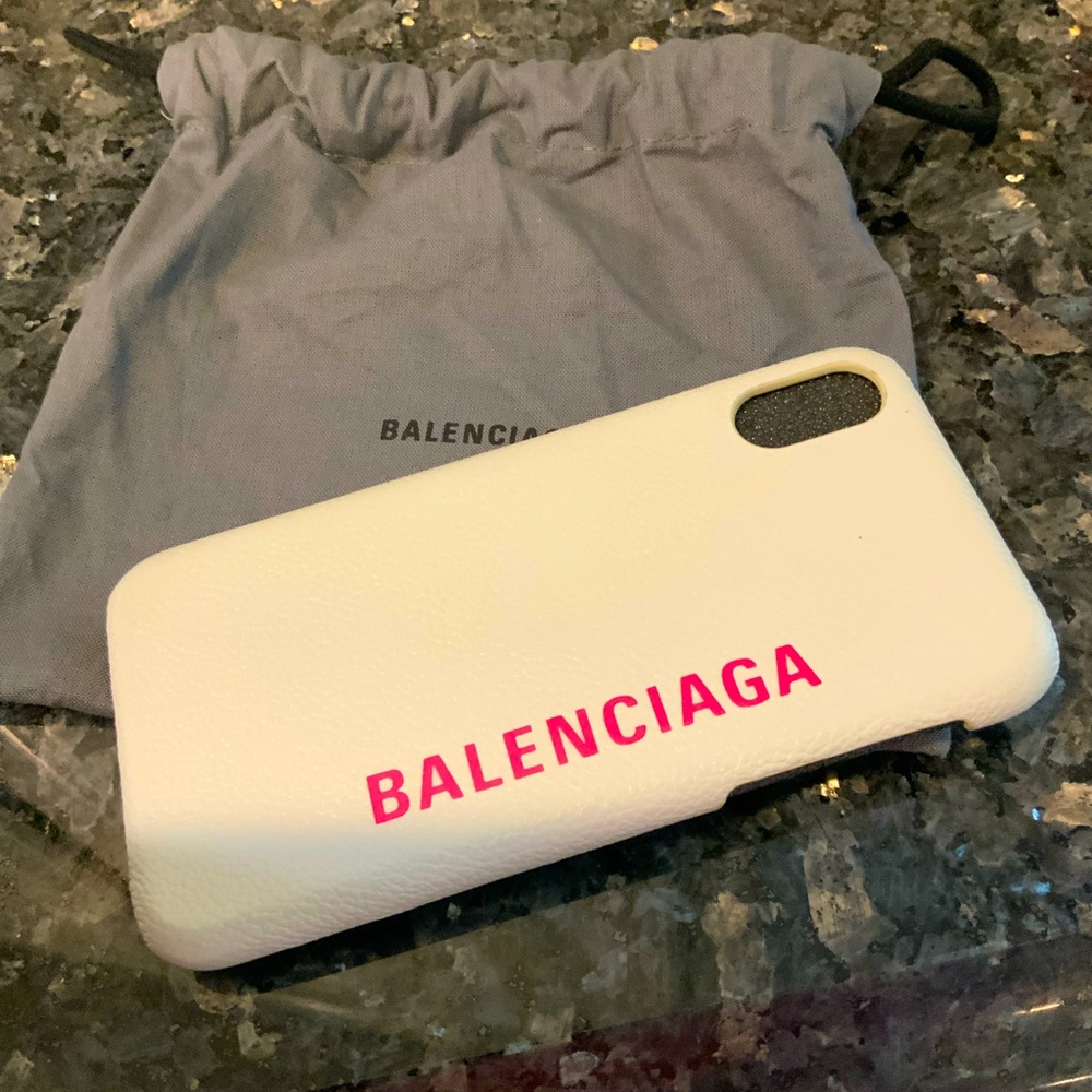 BRAND NEW BALENCIAGA IPHONE X CASE HOLDER IN WHITE WHITE PINK LETTERING